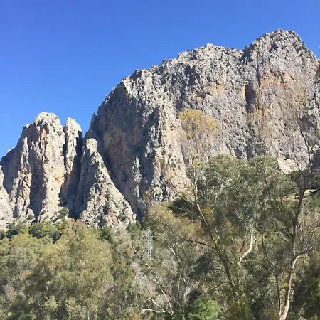 El Nido Del Chorro Kapszulahotel *